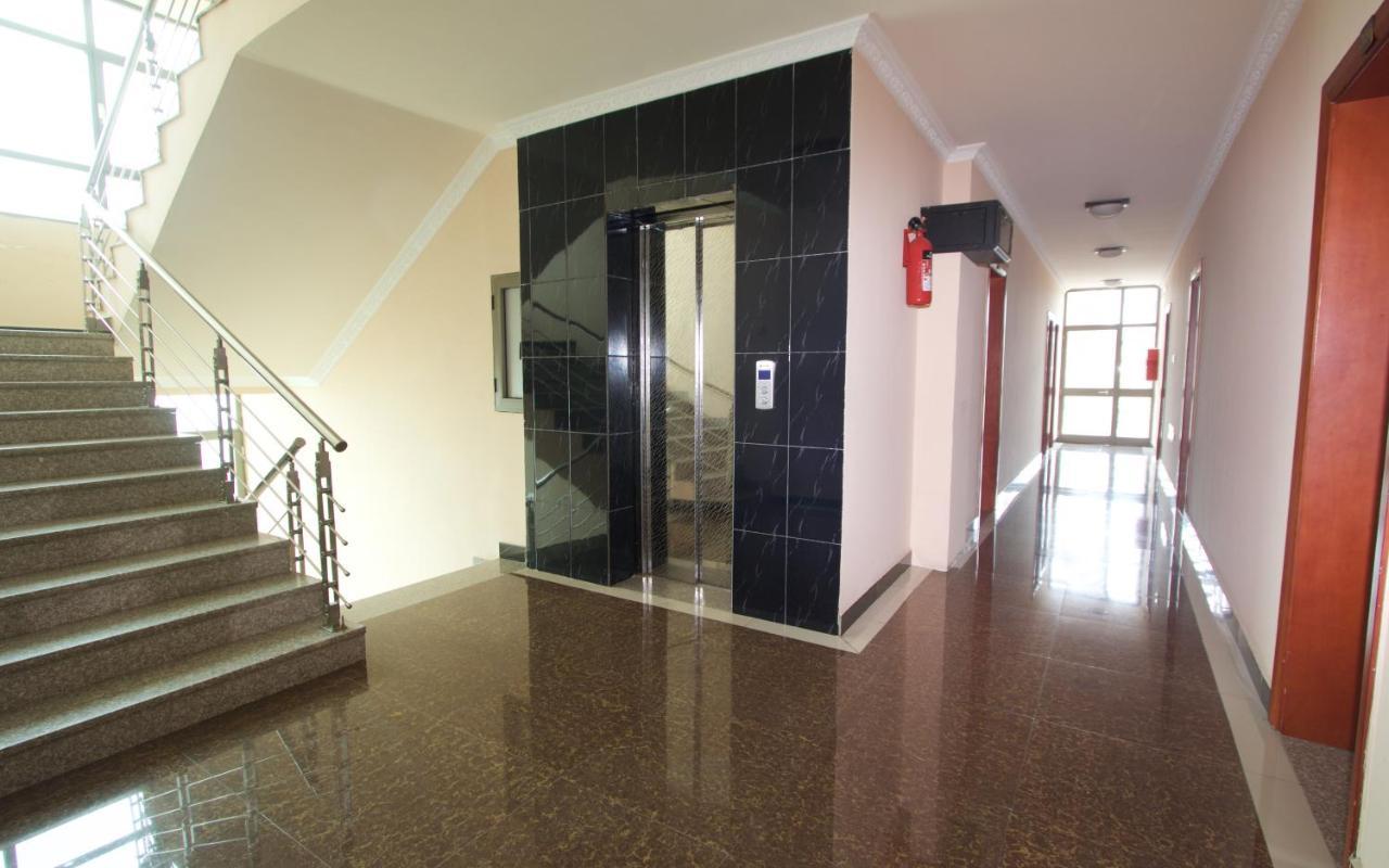 Hera Addis Hotel Exterior foto